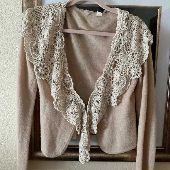 Moth Beige Cardigan with Floral Lace - Picture 6 of 6